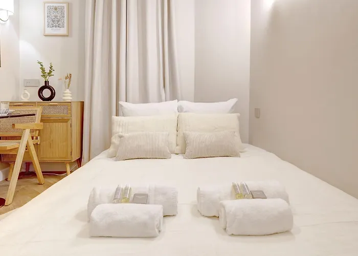 Luxueux A With Ac A Proximite Du Marais
