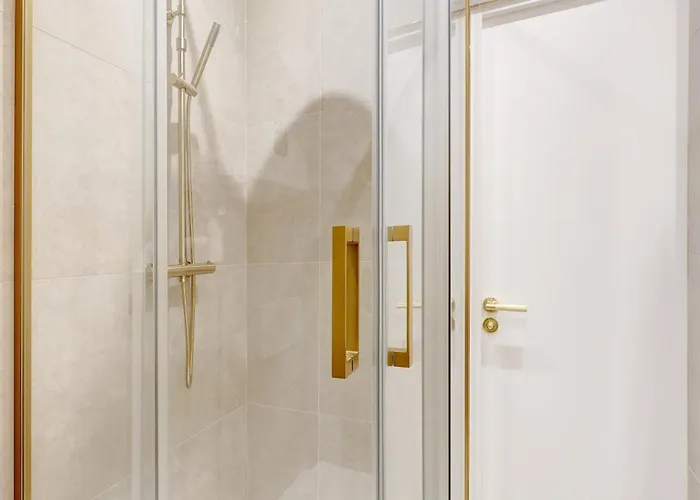 Luxueux A With Ac A Proximite Du Marais شقة